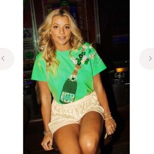 QUEEN OF SPARKLES TEE